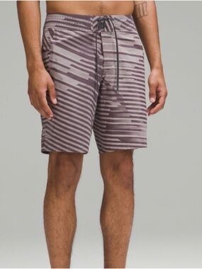 Lululemon current state board short